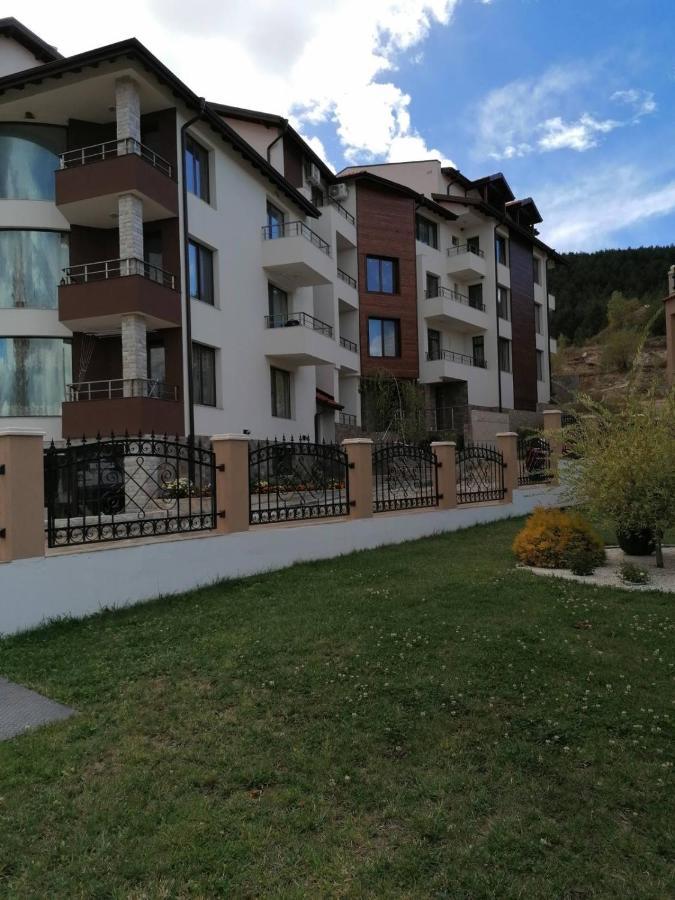Арт Мезонет Salem Lägenhet Velingrad Exteriör bild